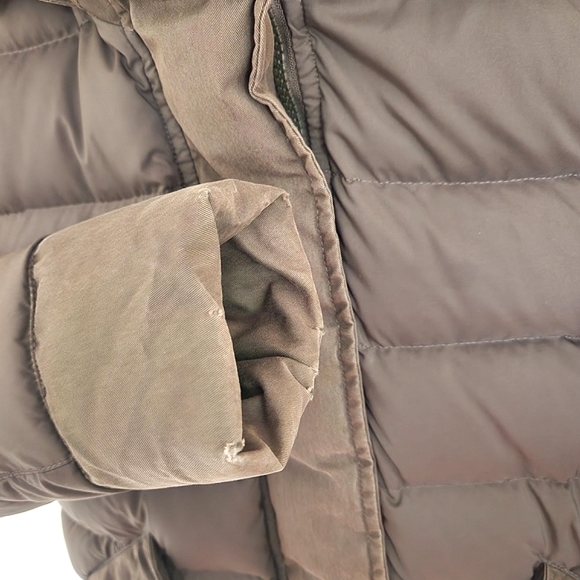 PYRENEX Halny down jacket in military green with fur, FR 40/US 6 - Picture 14 of 16